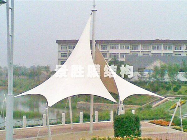广场建筑4.jpg