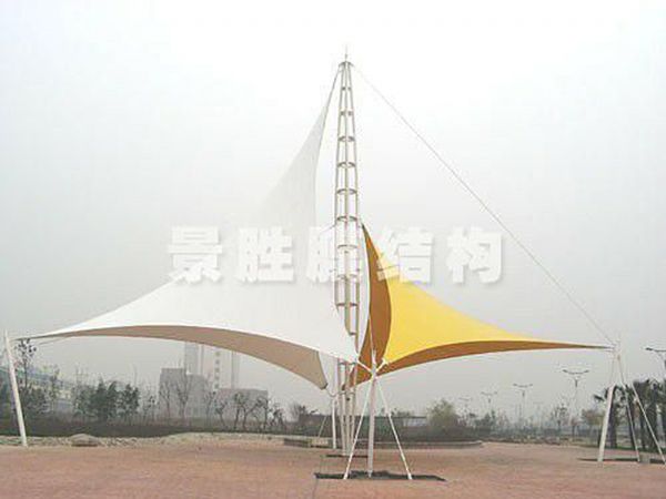 广场建筑2.jpg